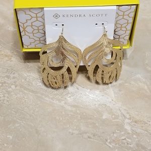 Kendra Scott Karina earrings EUC
